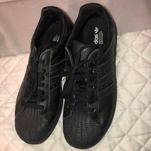 Adidas Superstars all black